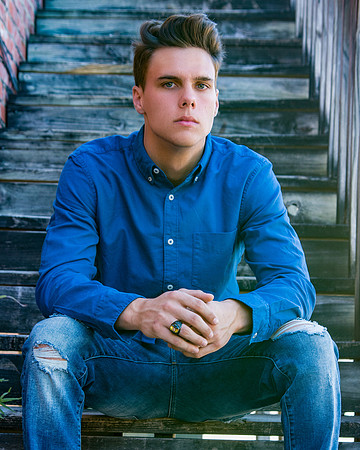 Cameron F. '17