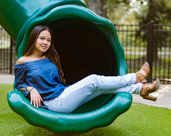 Elizabeth T. '18