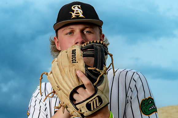 0117462023Kolby Sheets Sr. Session_