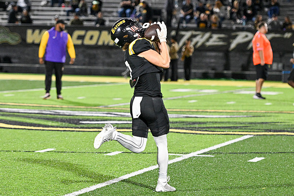 11152024whs VS. sta FB0106